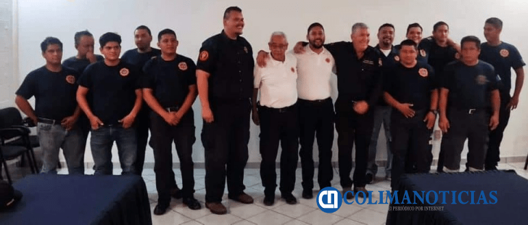 Nombra nuevo Presidente del Patronato y Comandante en Bomberos Voluntarios de Manzanillo