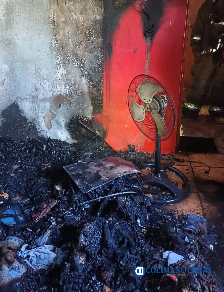 Sofocan incendio de casa habitación en la colonia 16 de septiembre