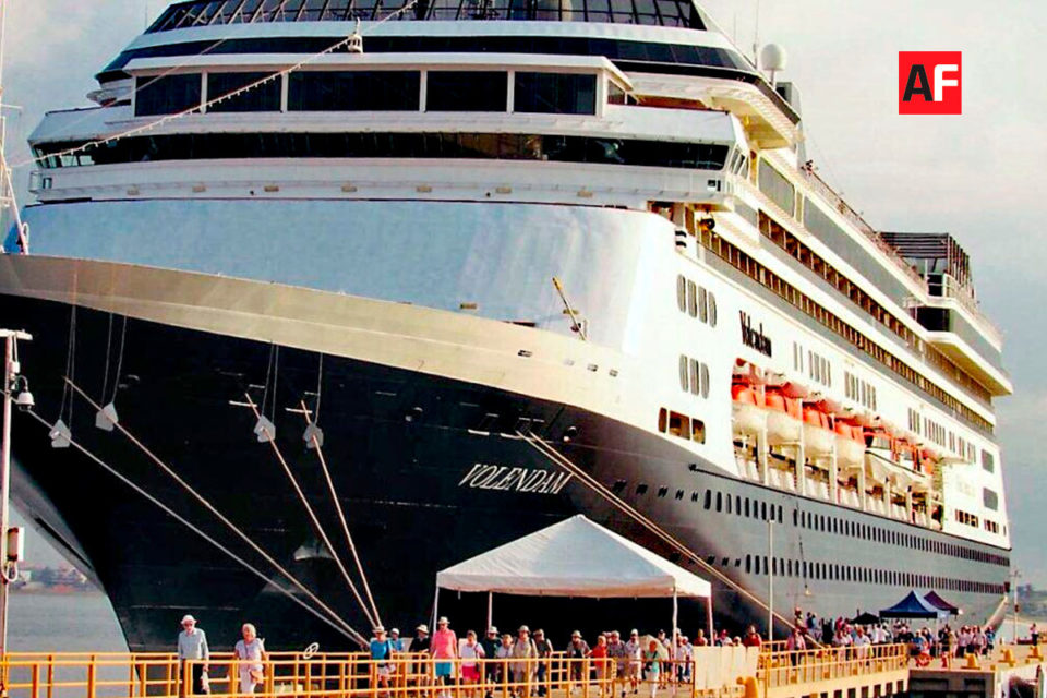 Crucero Eurodam hará escala en Manzanillo mañana lunes con más de mil 500 turistas internacionales | AFmedios .