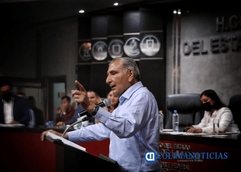 No ando en campaña, a lo mejor ya mero sí, dice Adán Augusto en visita a Colima