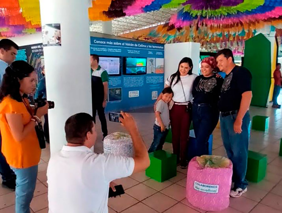 Gobernadora Indira Vizcaíno visita Pabellón Universitario | AFmedios .