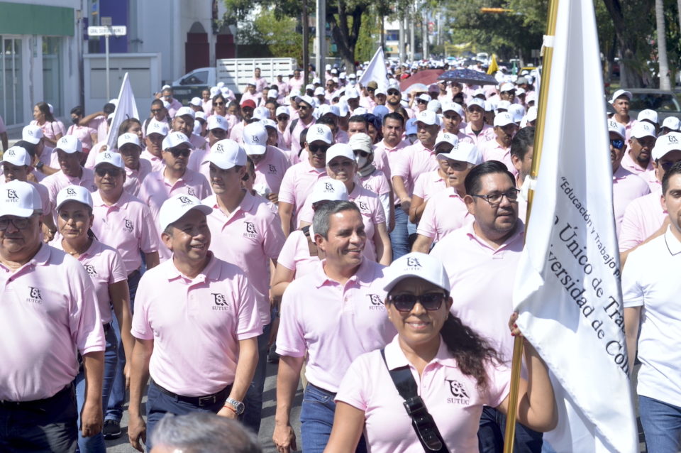 Con marcha, más de 3 mil 400 trabajadores universitarios celebran 42 años del SUTUC | AFmedios .