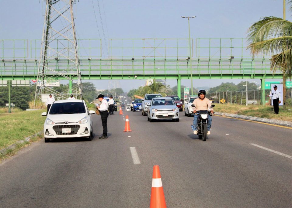 Ayuntamiento de Colima protege a automovilistas con operativo Radar