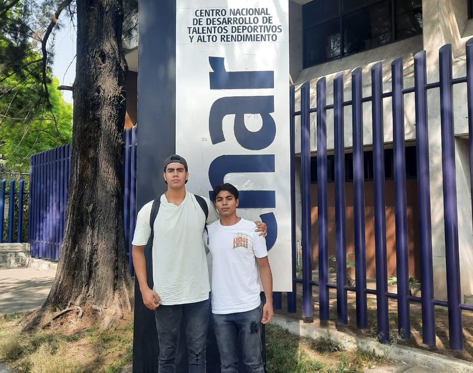 Colimenses Alejandro Molina y Martín Tovar van a la selección nacional de handball | AFmedios .