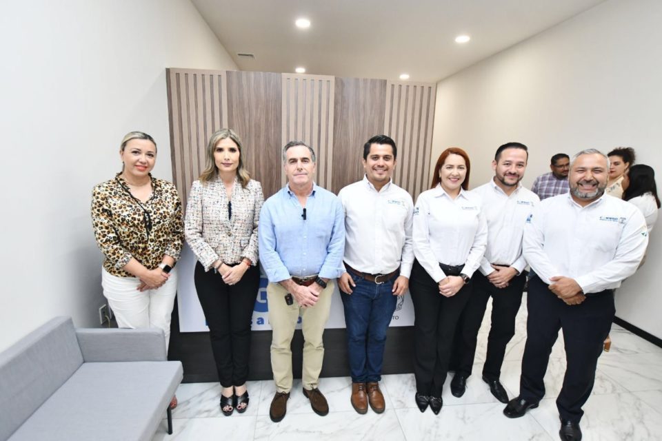 Margarita Moreno hace equipo con Plaza San Fernando y mejora oficinas del registro civil