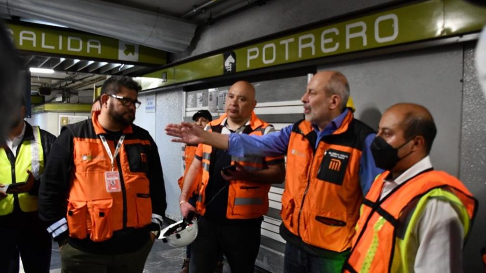 FGJ realiza peritajes en en Línea 3 del Metro luego del choque de dos trenes; se revisarán pruebas para reapertura | AFmedios .