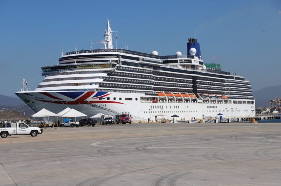 Manzanillo recibe al Crucero “Arcadia”