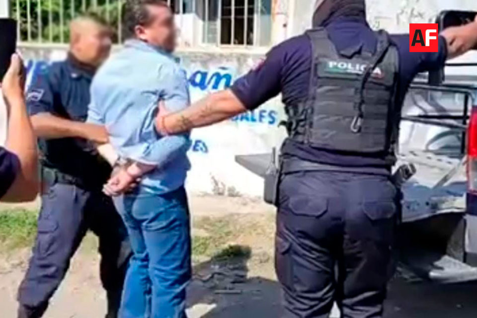 Policía Municipal de Tecomán detiene al regidor Sergio Anguiano | AFmedios .