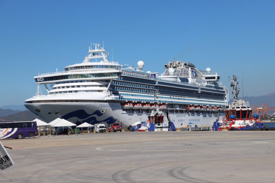 Recibe Manzanillo a crucero “Diamond Princess”