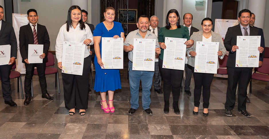 El actor Silverio Palacios toma protesta al Comité del Festival Internacional Coximatlan | El Noticiero de Manzanillo