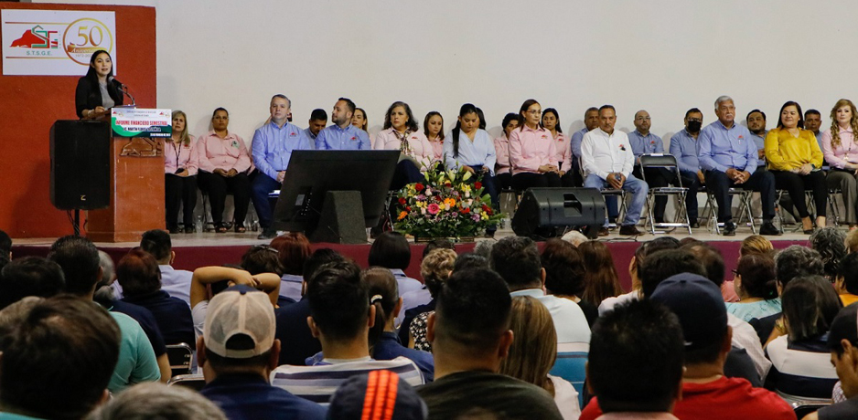 Indira anuncia 8% de aumento salarial para personal del sindicato | El Noticiero de Manzanillo