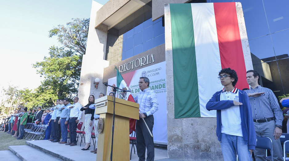 Celebra Universidad de Colima Día de la Bandera | El Noticiero de Manzanillo