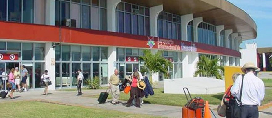 Llegan 900 pasajeros a Manzanillo por semana | El Noticiero de Manzanillo