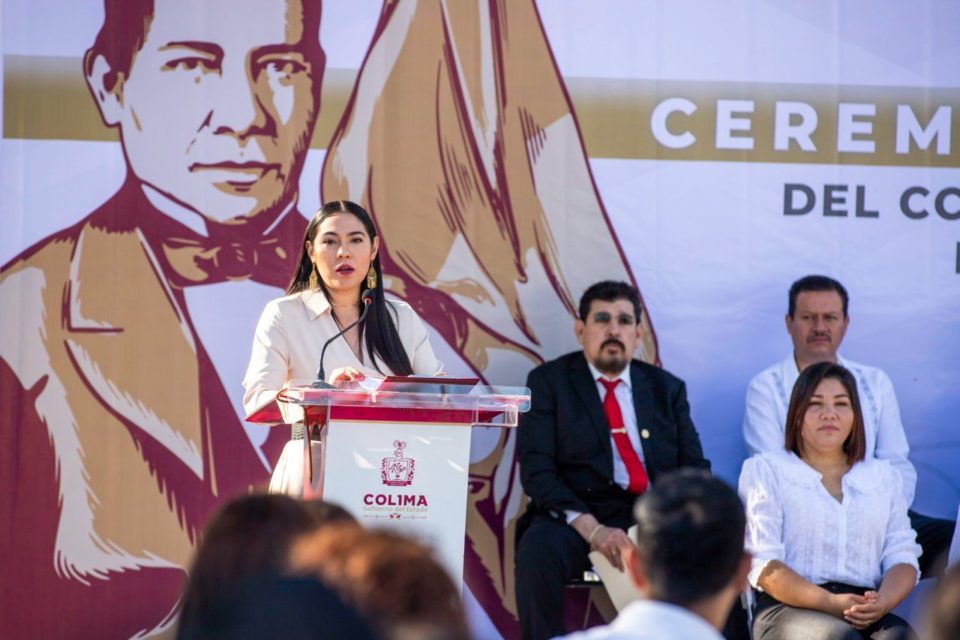 Benito Juárez representa la lucha contra las adversidades que hay en las y los colimenses: Indira