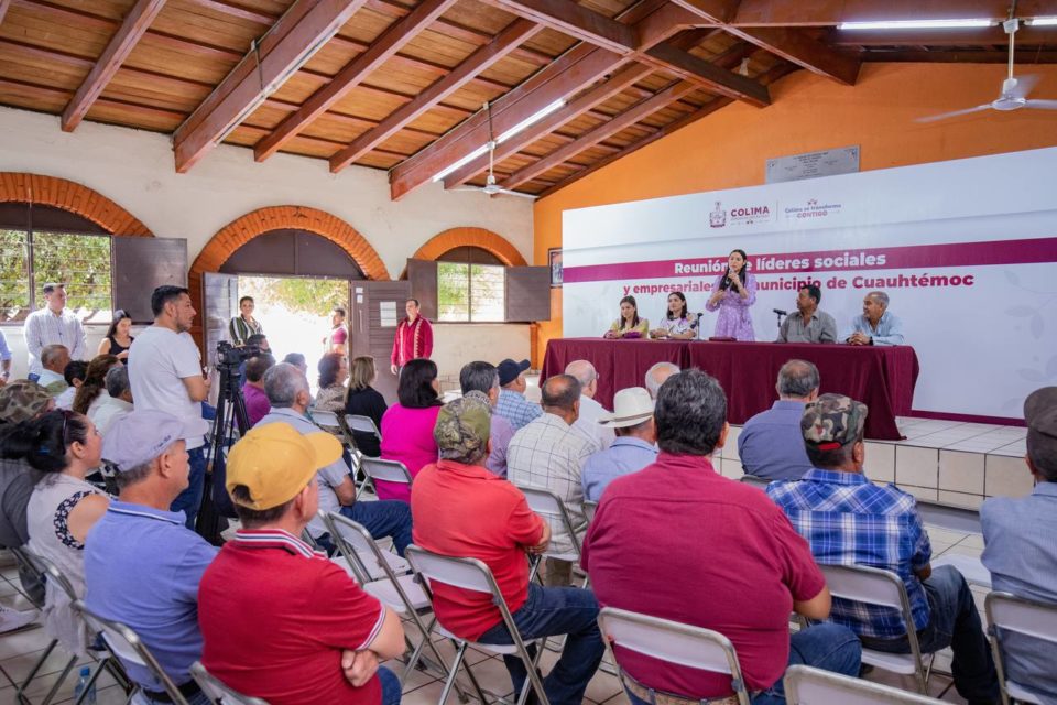 Gobernadora se reúne con líderes campesinos, sociales y empresariales de Cuauhtémoc