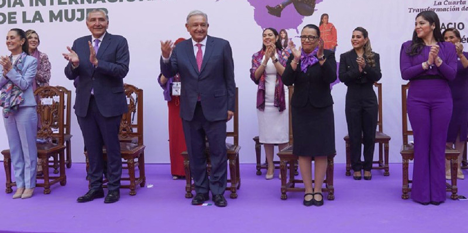 López Obrador asegura que la 4T es feminista | El Noticiero de Manzanillo
