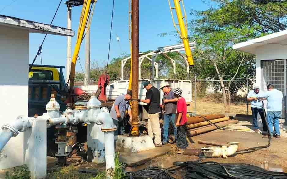 Ciapacov sustituye bomba del pozo Nuevo Colima en Villa de Álvarez | El Noticiero de Manzanillo