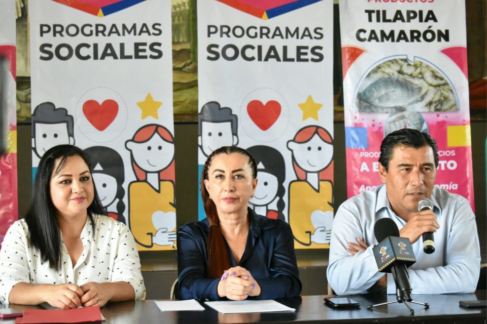 Crean Programas Sociales en Villa de Álvarez