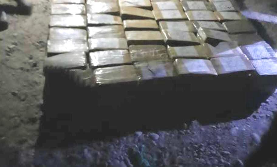 Fuerzas federales aseguran más de mil paquetes con presunta cocaína