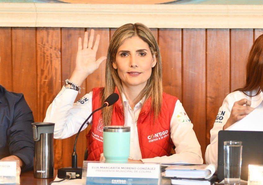 Margarita Moreno apoya a auxiliares de salud en comunidades de Colima.