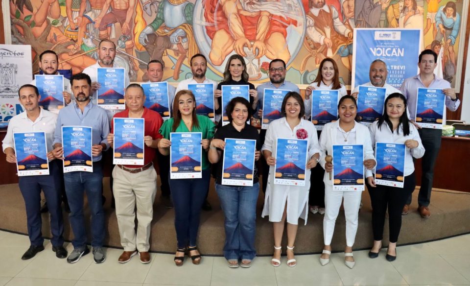 Margarita Moreno presenta cartel de Festival Internacional del Volcán | El Noticiero de Manzanillo
