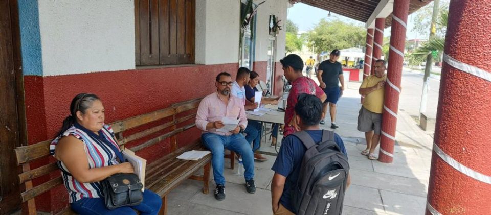 Movilidad Colima acerca trámites y servicios a la gente de Cerro de Ortega, en Tecomán