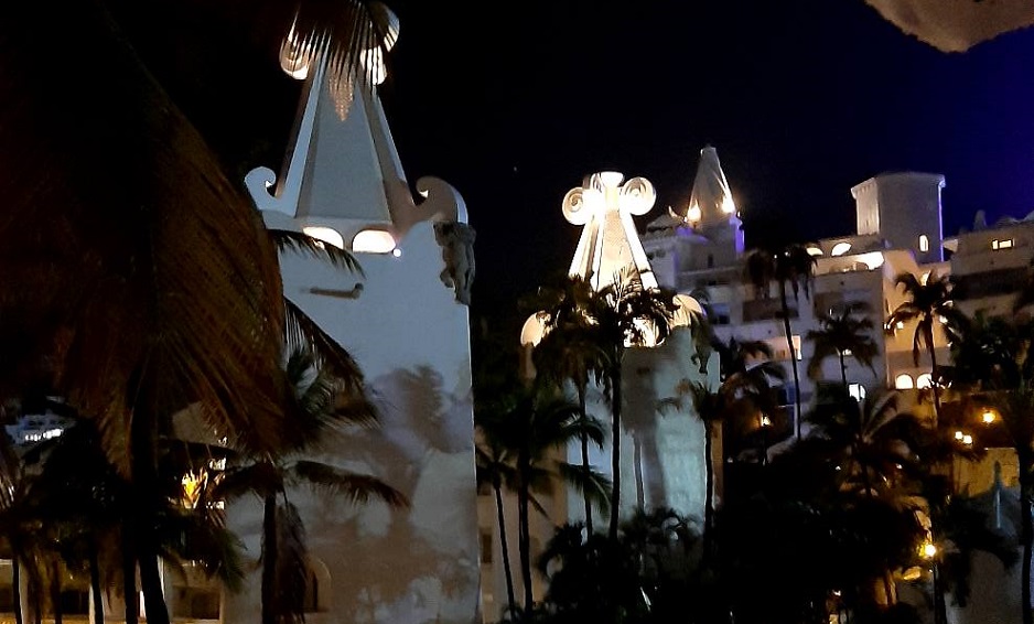 Las Hadas, nos puso en el mapa turístico internacional hace 49 años | El Noticiero de Manzanillo