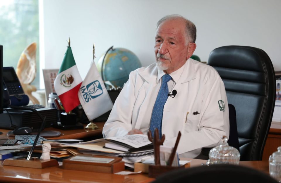 Ante caída de ceniza, IMSS llama a cuidarnos