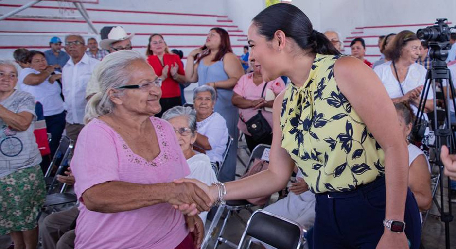 Casi 500 mdp invertidos en salud, ColiBecas y Pensión para Personas con Discapacidad | El Noticiero de Manzanillo