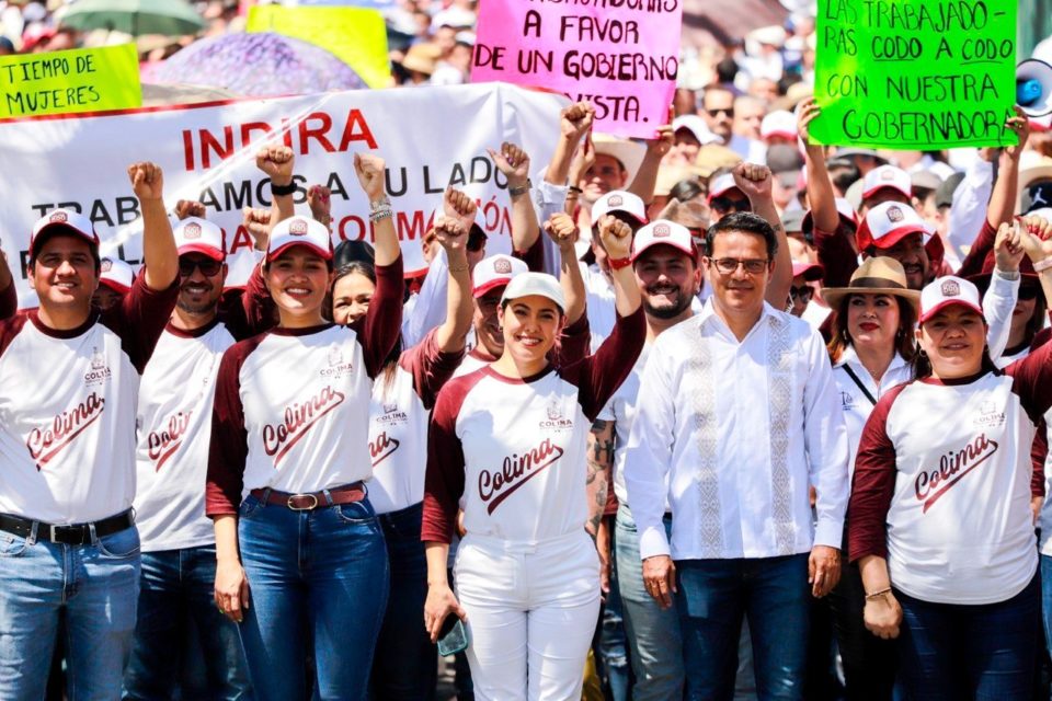 Gobernadora encabeza desfile | El Noticiero de Manzanillo