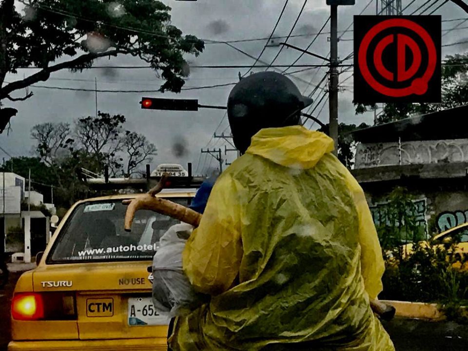 Protección Civil Estatal Colima exhorta a la población mantenerse informada ante temporada de ciclones