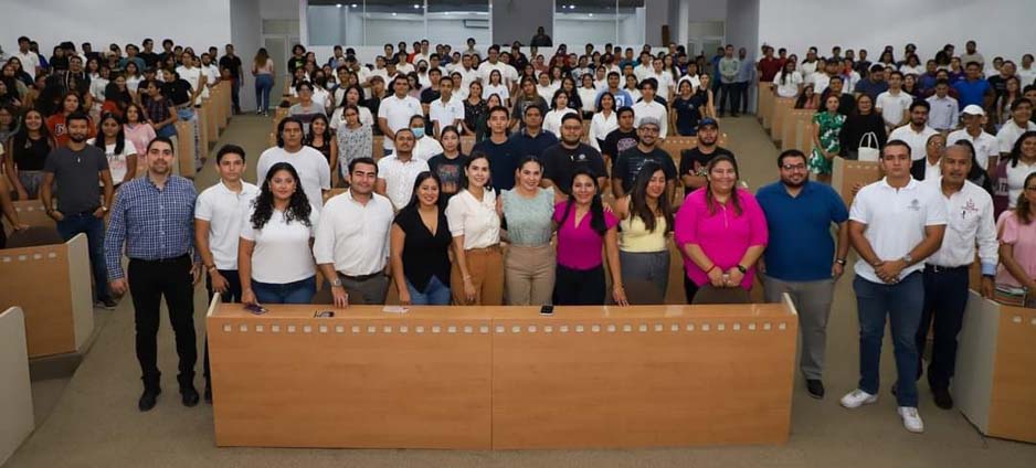 Anuncia Indira computadoras gratuitas para nivel profesional | El Noticiero de Manzanillo