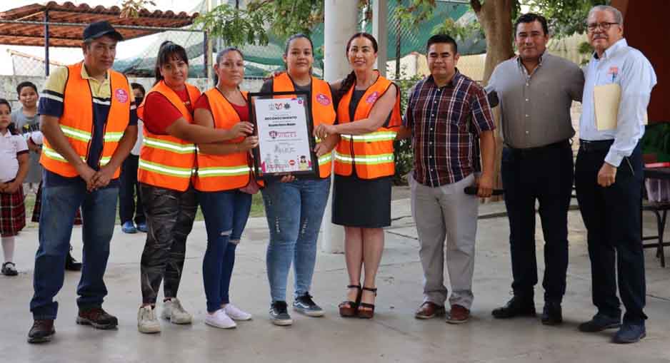 Más escuelas de La Villa se suman al programa Escuadrón Vial | El Noticiero de Manzanillo