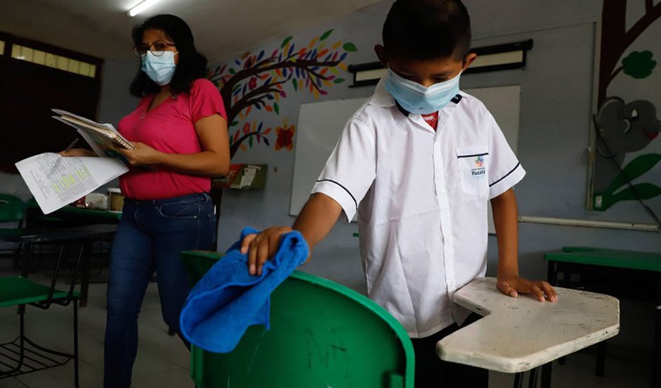 Piden que ciclo escolar termine en junio para evitar golpes de calor | El Noticiero de Manzanillo