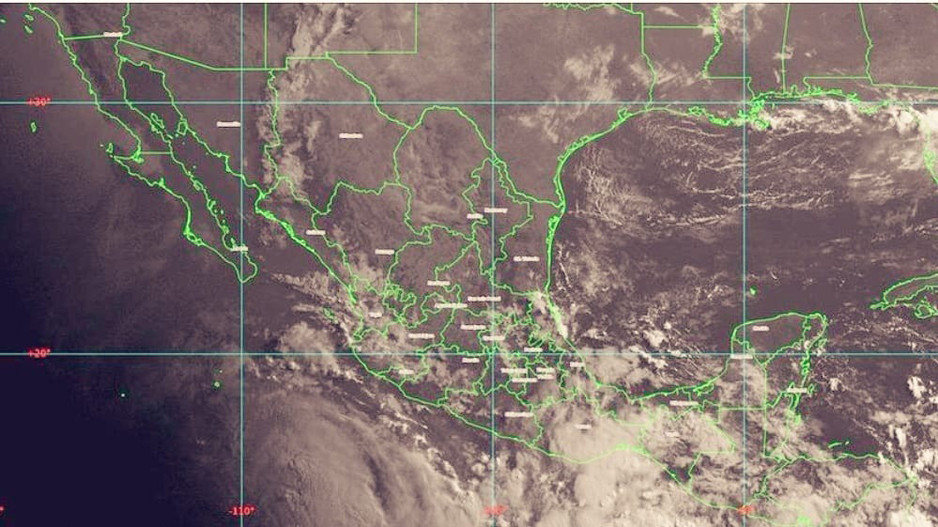 “Adrian”, como huracán categoría 1, se aleja de Colima | El Noticiero de Manzanillo