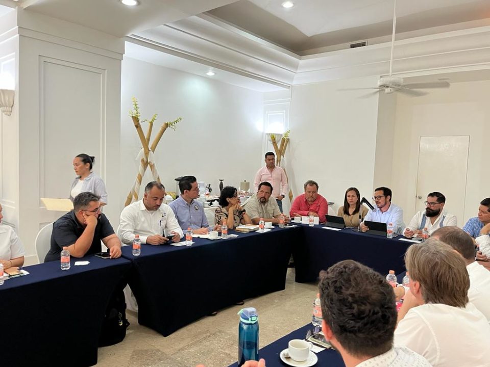 Gobierno de Colima y de Jalisco hacen equipo para potenciar rutas turísticas