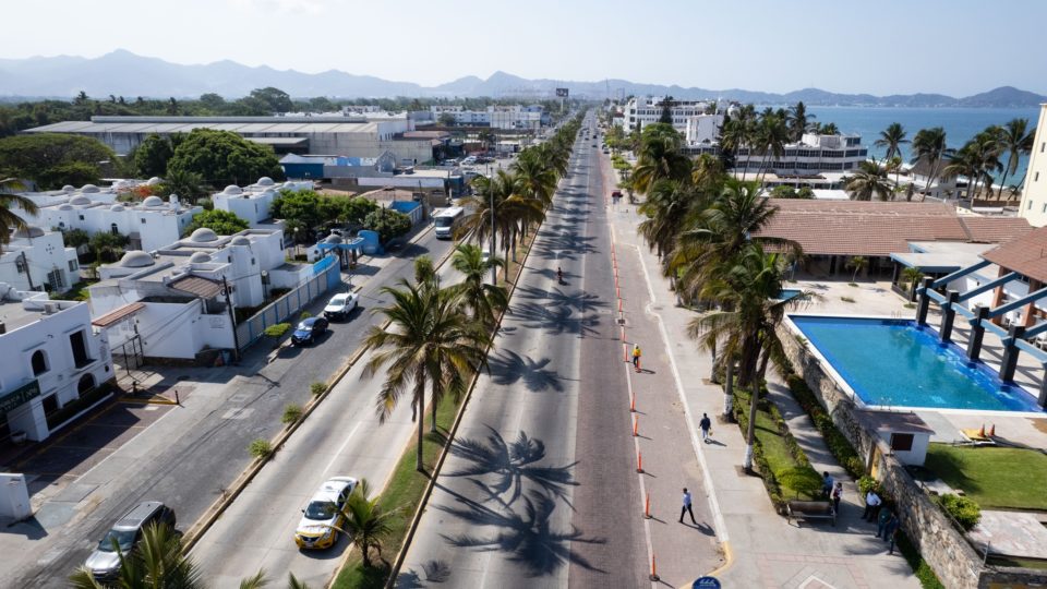 Inicia construcción de la ciclovía en el boulevard de Manzanillo | El Noticiero de Manzanillo