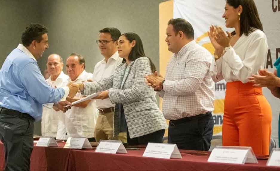 Periodistas libres contribuyen al avance democrático: Indira | El Noticiero de Manzanillo